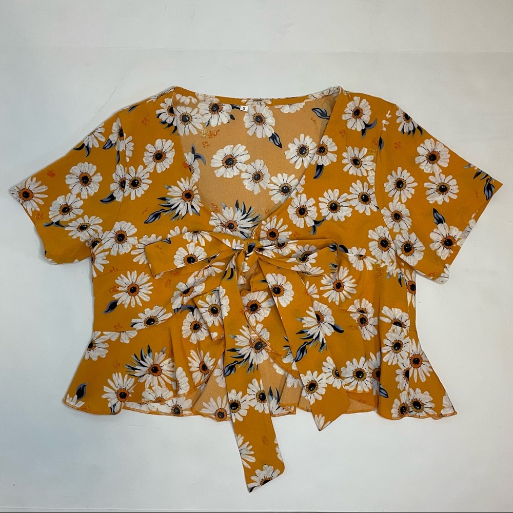 Daisy Floral Tie Front Ruffle Hem Top in Yellow